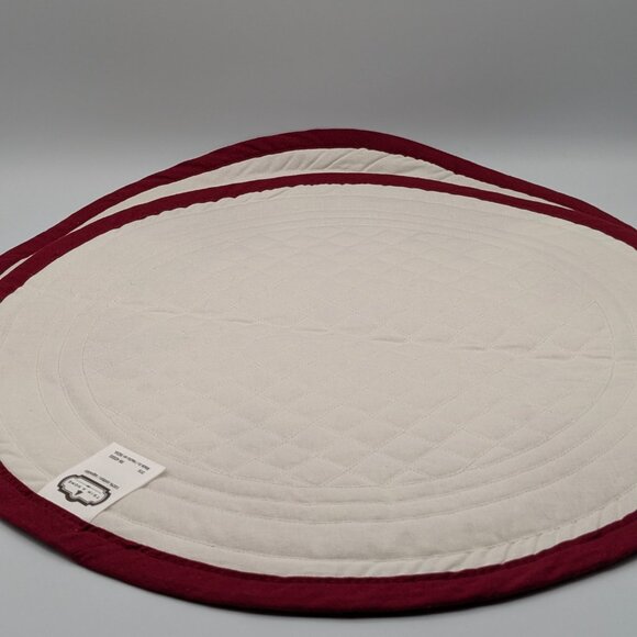 Trim a Home Christmas Quilted Round Placemats Set of 2 100% Cotton 15.25" - Picture 2 of 5